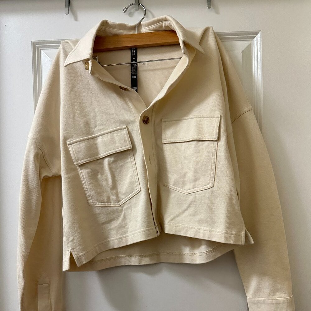 Vuori Mackenzie Cropped Shirt Jacket Cream XS